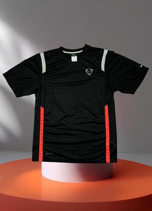 Оригінальна термо футболка nike
