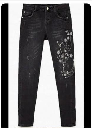 Розкішні штанці джинси з вишивкою