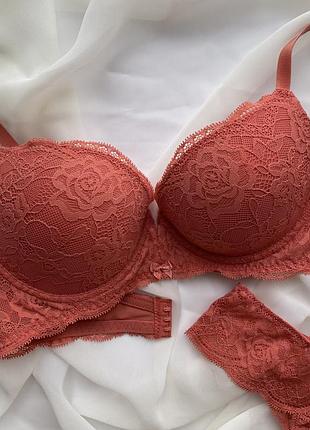 Базовый комплект intimissimi, mia super push up 75b и бразильяно s