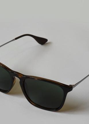 Солнцезащитные очки ray ban chris2 фото