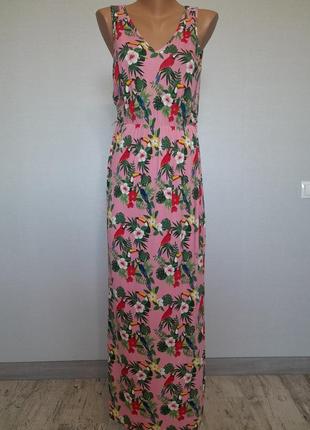 Гарна віскозна довга сукня сарафан в модний тропічний принт