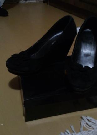 Черные замшевые туфли2 фото