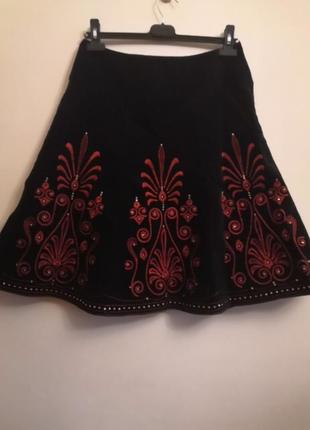 Спідниця з вишивкою етно