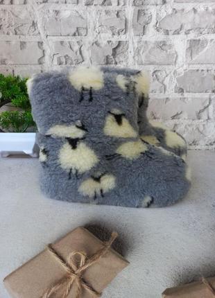 Чуні бурки валянки домашні капці тапочки