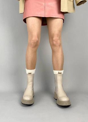 Челси женские кожаные бежевого цвета зимние4 фото