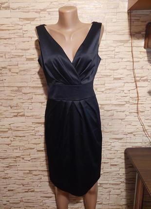 Чудова атласна сукня