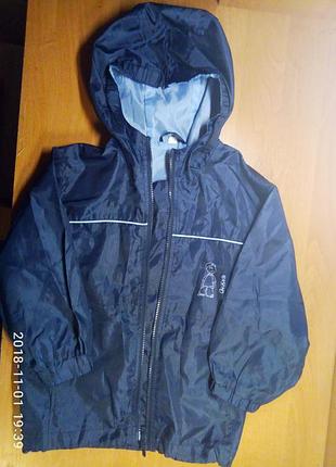 Продам класну вітровку на хлопчика в ідеальному стані на ріст 116 см