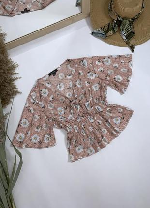 Блуза по фігурі з об’ємним рукавом талія на резинці віскоза 100% рожева з принтом ромашки