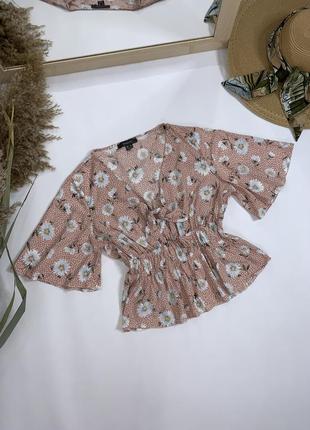 Блуза по фігурі з об’ємним рукавом талія на резинці віскоза 100% рожева з принтом ромашки8 фото