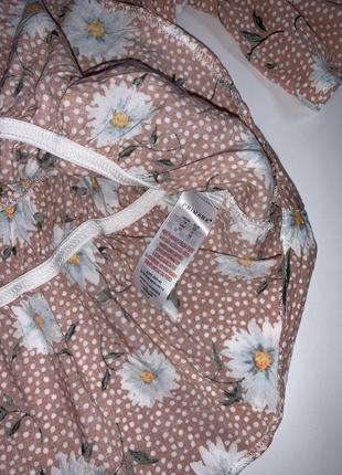 Блуза по фігурі з об’ємним рукавом талія на резинці віскоза 100% рожева з принтом ромашки5 фото