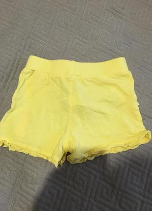 Яркие шортики на девочку 3-4года 5