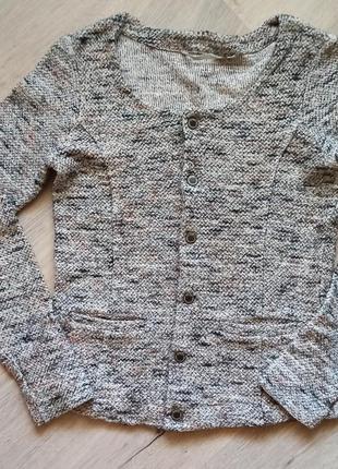 Трикотажний вкорочений піджак кардиган під шанель, схоже на букле