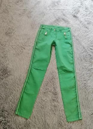 Летние джинсы производитель италия разные цвета літні джинси виробник італія різні кольори1 фото
