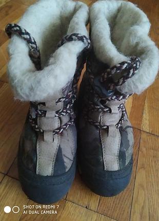 Зимові чобітки на натуральному хутрі.