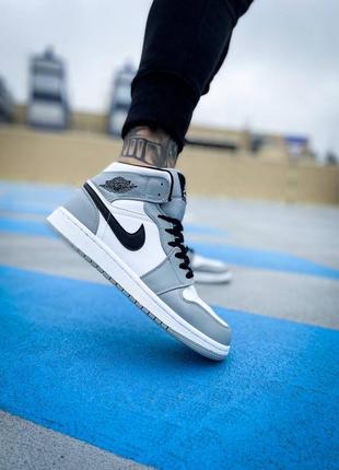 Мужские высокие кожаные кроссовки nike air jordan 1 mid light smoke grey#найк