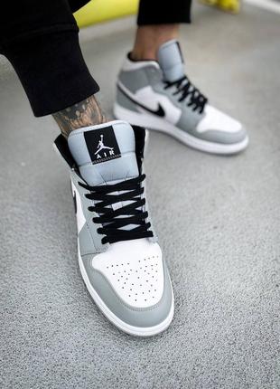 Мужские высокие кожаные кроссовки nike air jordan 1 mid light smoke grey#найк4 фото