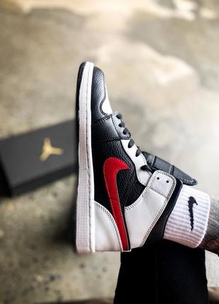 Мужские высокие кожаные кроссовки nike air jordan 1 mid "black chile red/white"#найк5 фото