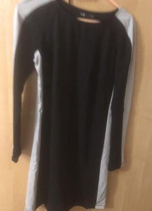 Плаття чорне зі вставками з довгим рукавом1 фото