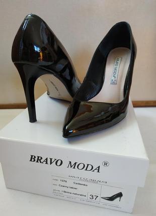 Туфлі лодочки італійського бренду bravo moda