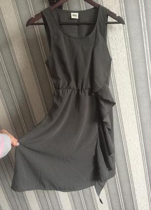 Фірмове сіра сукня
