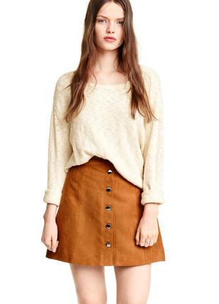 Коричнева руда замшева спідниця-трапеція на гудзиках, на заклепках