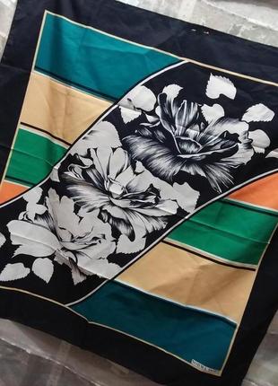 Яскрава італійська хустка norma dori