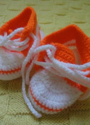Красиві помаранчеві в'язані пінетки кеди кросівки1 фото