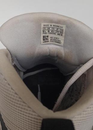 Оригінальні кросівки adidas р.43,55 фото