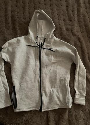 Кофта reebok р.с
