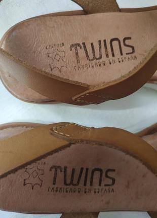 Босоніжки шкіряні іспанської фабрики twins2 фото