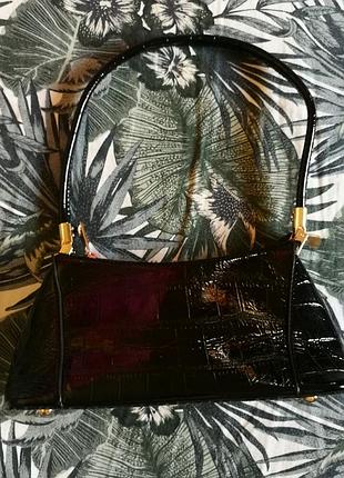 Лакова сумка хобо багет мікро сумка