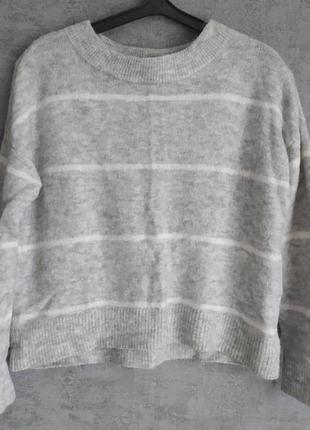 Кофта жіноча