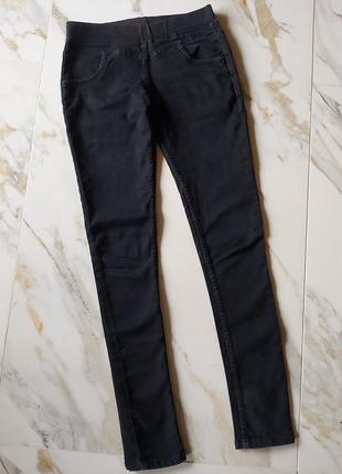 Легенсы,  лосины.