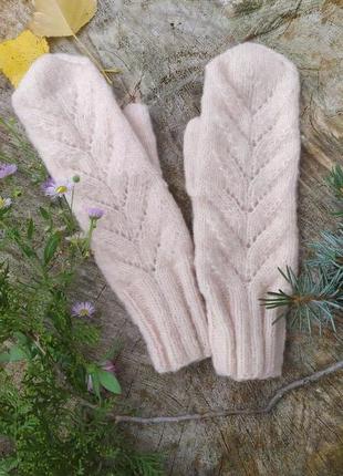Гарненькі рукавиці з італійської вовни
