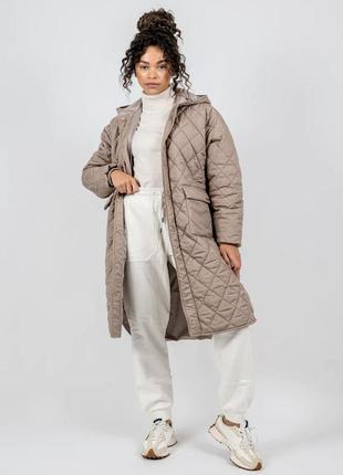 Бежевое демисезонное пальто mauri