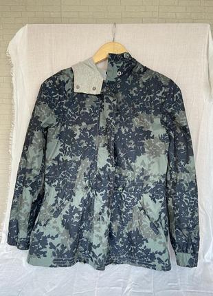 Куртка ветровка