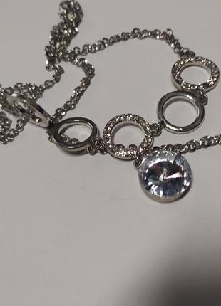 Уольє метал пластик скло