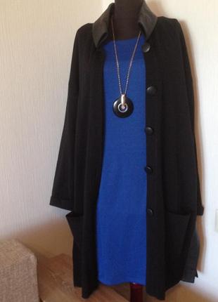 Красиве синє плаття з баскою. розмір укр. 46-48.5 фото