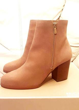 Красивые ботинки michael kors замша