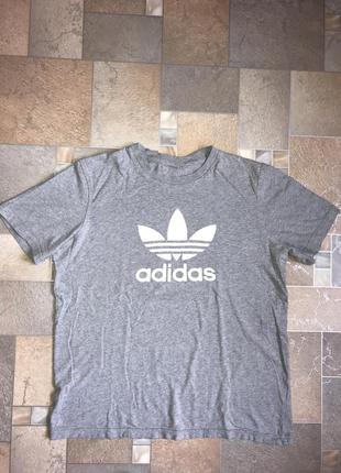 Мужская футболка adidas оригинал2 фото