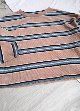 Базовий бєжєвий велюровий светр в смужку6 фото