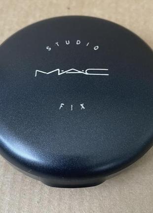 Матирующая пудра-основа для лица m.a.c studio fix powder plus foundation, nw10, 15g2 фото