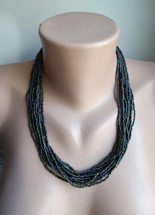 Темные бусы