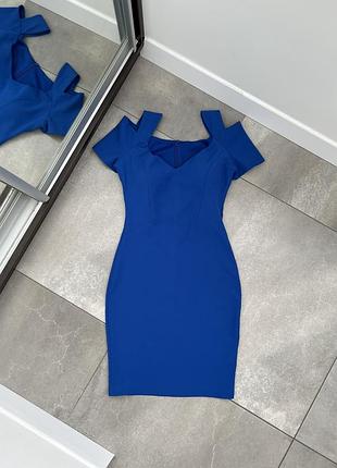 Синее короткое платье