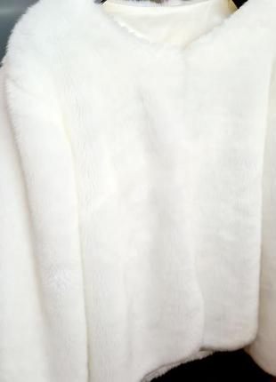 Тепла біла весільна шубка (курточка)довгий рукав штучне хутро
