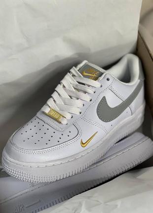Nike air force 1 essential olive білого кольору 36-40р.