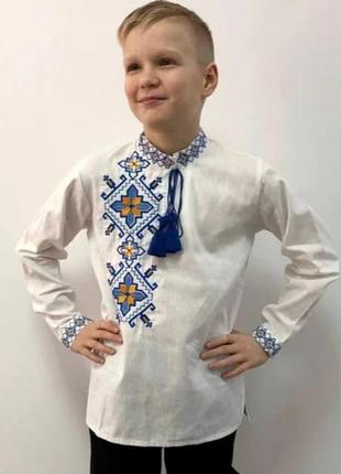 Вышитая рубашка для мальчика2 фото