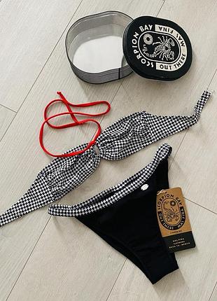 Стильный фирменный купальник scorpion bay