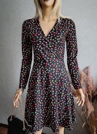 Сукня в квітковий принт