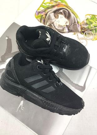 Черные кроссовки детские adidas